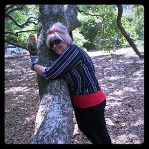 Meet your Posher, Pam